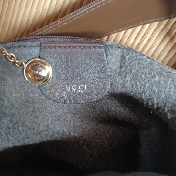 Gucci Classic Leather Bamboo Bag - Picture 15 of 16